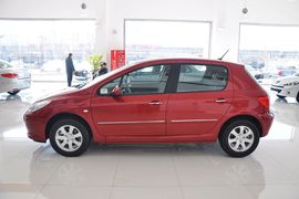 2012款标致307两厢1.6L手自一体舒适版到店实拍
