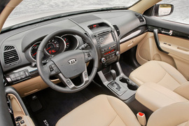 2013款起亚索兰托