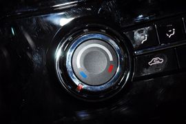 2012款东南菱悦1.5L手动豪华版