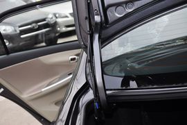 2012款一汽丰田卡罗拉1.6L