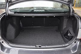 2012款一汽丰田卡罗拉1.6L