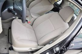 2012款一汽丰田卡罗拉1.6L