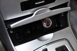 2012款一汽丰田卡罗拉1.6L