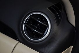 2012款马自达3经典款1.6L