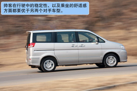 2012款郑州日产帅客2.0AT试驾