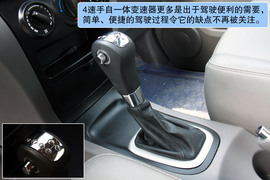 2012款郑州日产帅客2.0AT试驾
