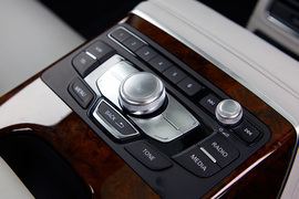 2012款新奥迪A6L