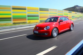 2012款大众甲壳虫1.2TSI+6MT海外试驾