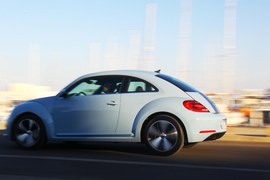 2012款大众甲壳虫1.2TSI+6MT海外试驾
