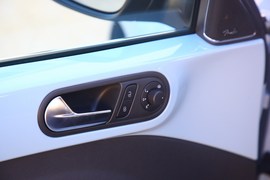 2012款大众甲壳虫1.2TSI+6MT海外试驾