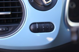 2012款大众甲壳虫1.2TSI+6MT海外试驾