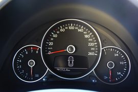 2012款大众甲壳虫1.2TSI+6MT海外试驾