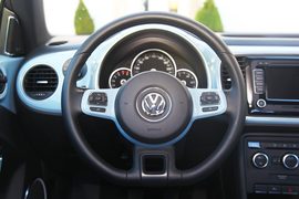 2012款大众甲壳虫1.2TSI+6MT海外试驾