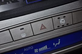2012款全球鹰GX7