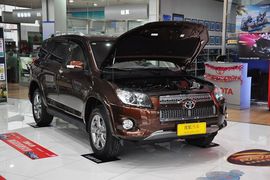 2012款丰田RAV4