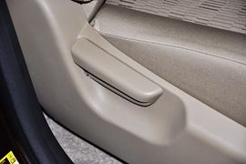 2012款丰田RAV4