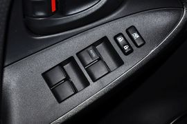 2012款丰田RAV4