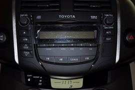 2012款丰田RAV4