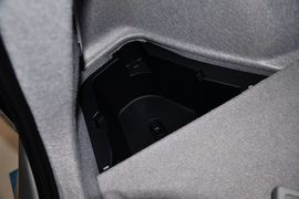 2012款丰田普锐斯1.8L标准版到店实拍