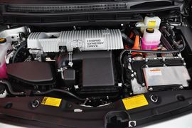 2012款丰田普锐斯1.8L标准版到店实拍