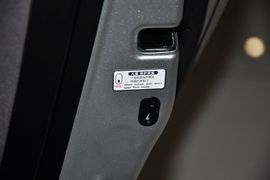 2012款丰田普锐斯1.8L标准版到店实拍