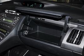 2012款丰田普锐斯1.8L标准版到店实拍