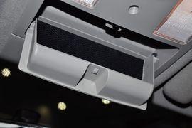 2012款丰田普锐斯1.8L标准版到店实拍