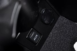 2012款丰田普锐斯1.8L标准版到店实拍