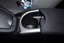 2012款丰田普锐斯1.8L标准版到店实拍