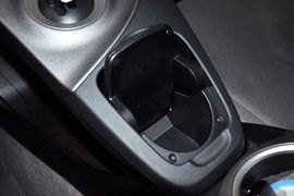 2012款丰田普锐斯1.8L标准版到店实拍