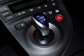 2012款丰田普锐斯1.8L标准版到店实拍