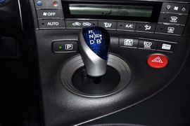 2012款丰田普锐斯1.8L标准版到店实拍