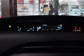 2012款丰田普锐斯1.8L标准版到店实拍