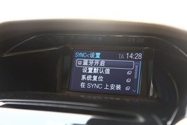 2012款长安福特福克斯两厢2.0AT豪华运动型贵州试驾