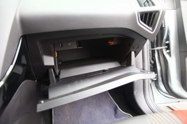 2012款长安福特福克斯两厢2.0AT豪华运动型贵州试驾