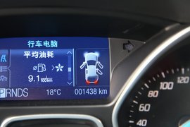 2012款长安福特福克斯两厢2.0AT豪华运动型贵州试驾