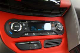 2012款长安福特福克斯两厢2.0AT豪华运动型贵州试驾