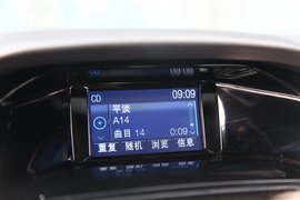2012款长安福特福克斯两厢2.0AT豪华运动型贵州试驾