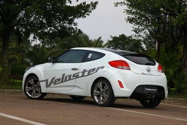 2012款飞思Veloster珠海试驾实拍