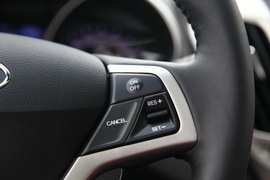 2012款飞思Veloster珠海试驾实拍