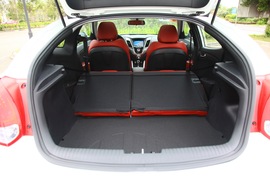 2012款飞思Veloster珠海试驾实拍