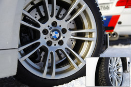 2011款宝马M3双门版瑞典冰雪高级驾驶培训实拍