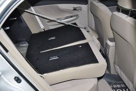 2012款丰田卡罗拉1.6L