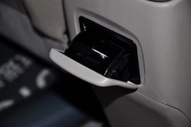2012款丰田卡罗拉1.6L