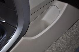 2012款丰田卡罗拉1.6L