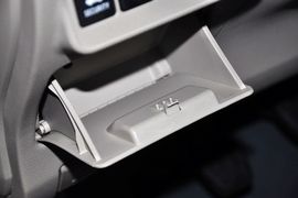 2012款丰田卡罗拉1.6L