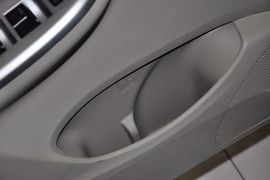 2012款丰田卡罗拉1.6L