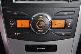 2012款丰田卡罗拉1.6L