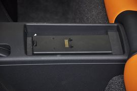 2011款奥迪TTS