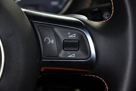 2011款奥迪TTS